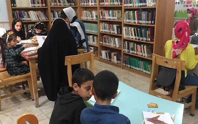 حضور اعضا در کتابخانه